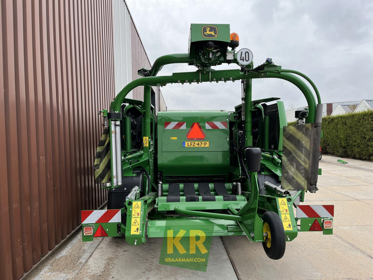 John Deere C441R  - Χορτοδετική μηχανή στρόγγυλης μπάλας: φωτογραφία 4 John Deere C441R  - Χορτοδετική μηχανή στρόγγυλης μπάλας: φωτογραφία 4
