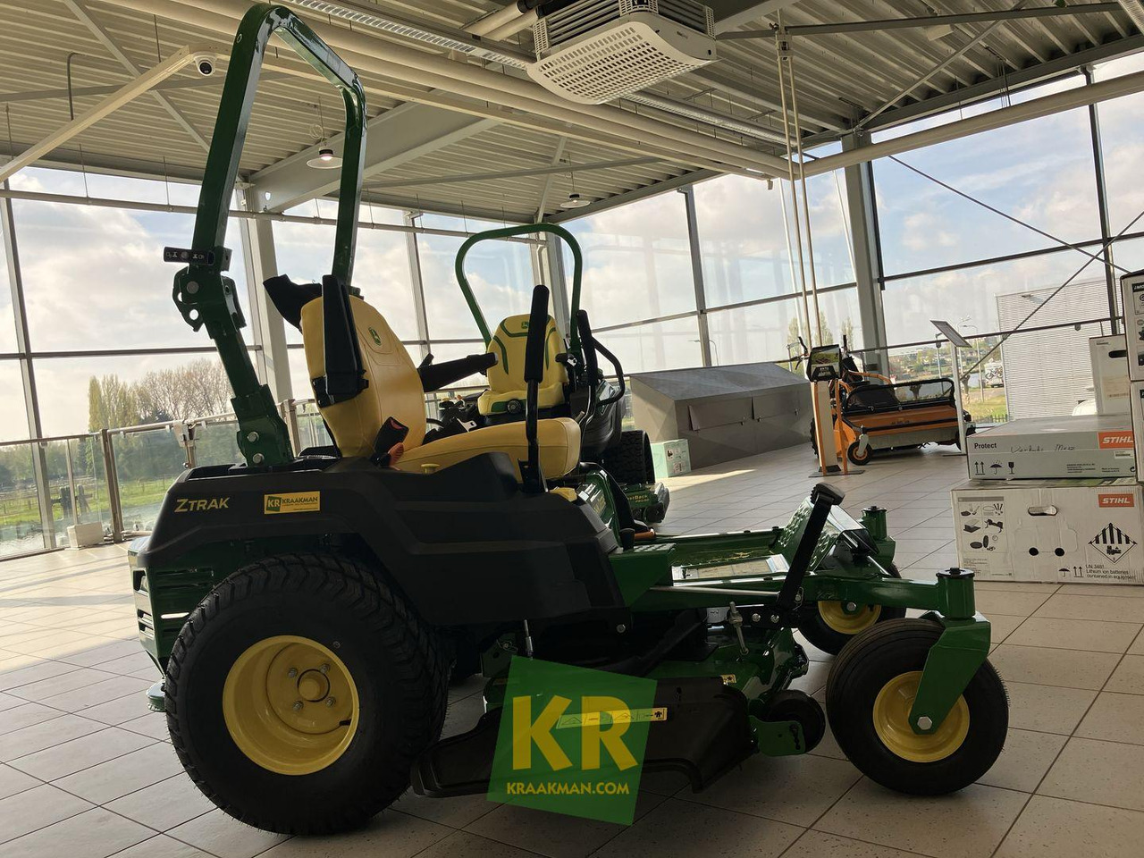 John Deere Z515E ZEROTURN - Χλοοκοπτικό: φωτογραφία 4 John Deere Z515E ZEROTURN - Χλοοκοπτικό: φωτογραφία 4