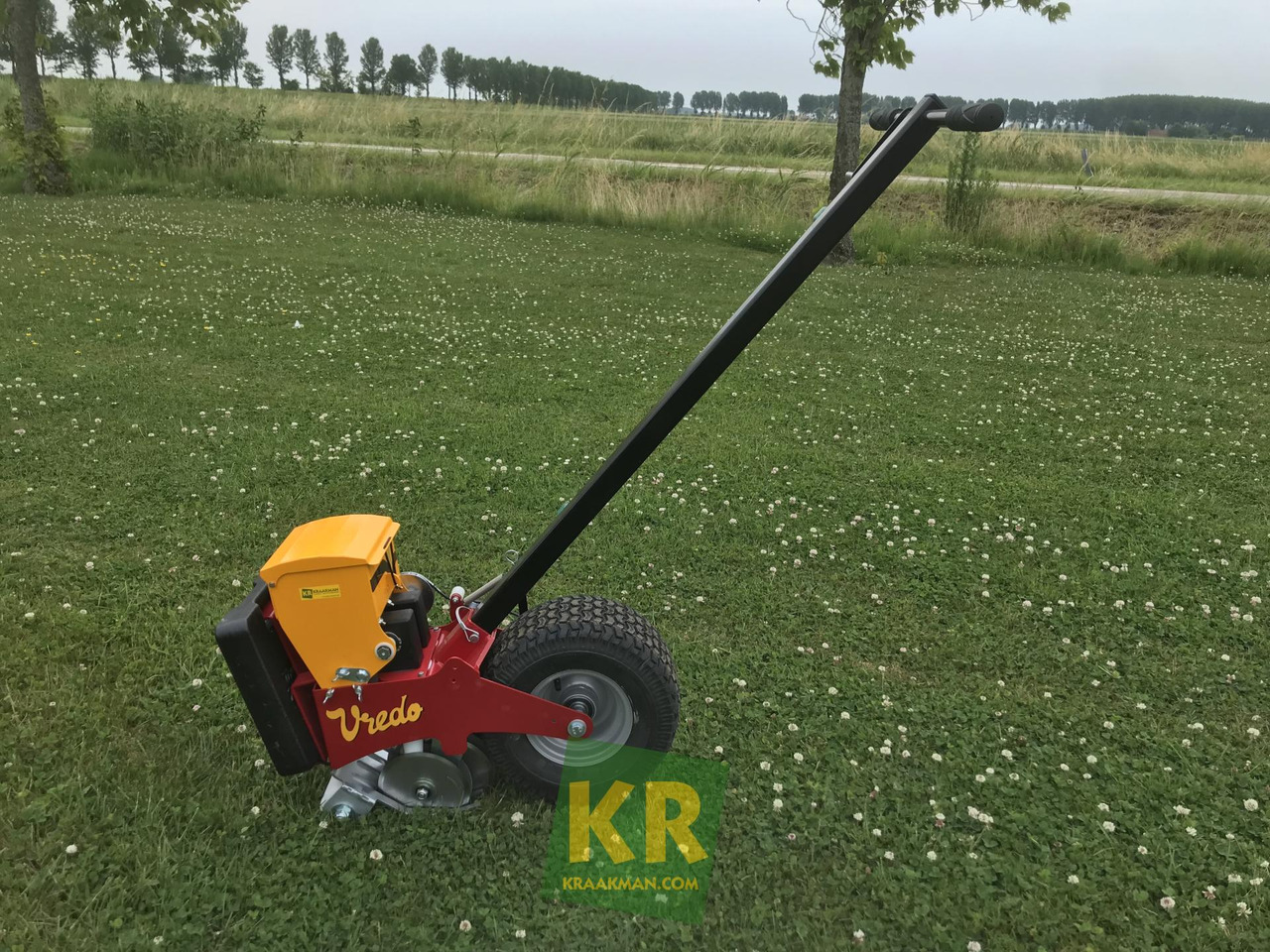 Turf Buddy Vredo - Μηχανή οργώματος: φωτογραφία 1 Turf Buddy Vredo - Μηχανή οργώματος: φωτογραφία 1