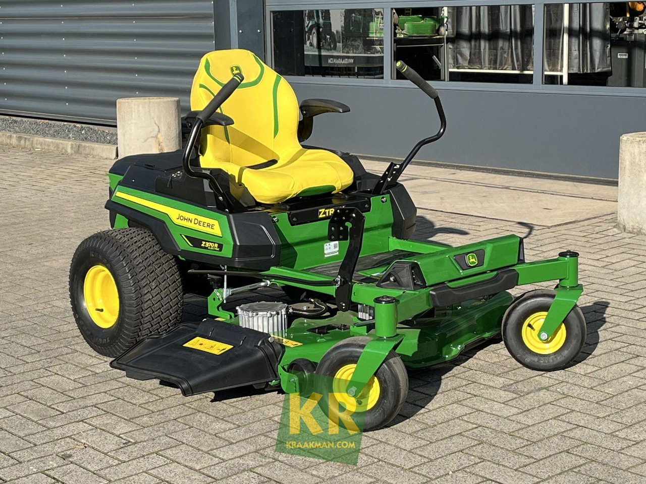 Z370R ELECTRIC John Deere - Χλοοκοπτικό: φωτογραφία 1 Z370R ELECTRIC John Deere - Χλοοκοπτικό: φωτογραφία 1