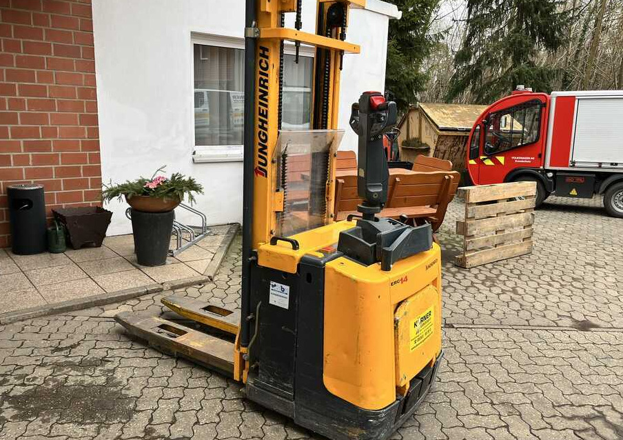 Jungheinrich ERC14 - Μηχάνημα στοίβαξης: φωτογραφία 3 Jungheinrich ERC14 - Μηχάνημα στοίβαξης: φωτογραφία 3