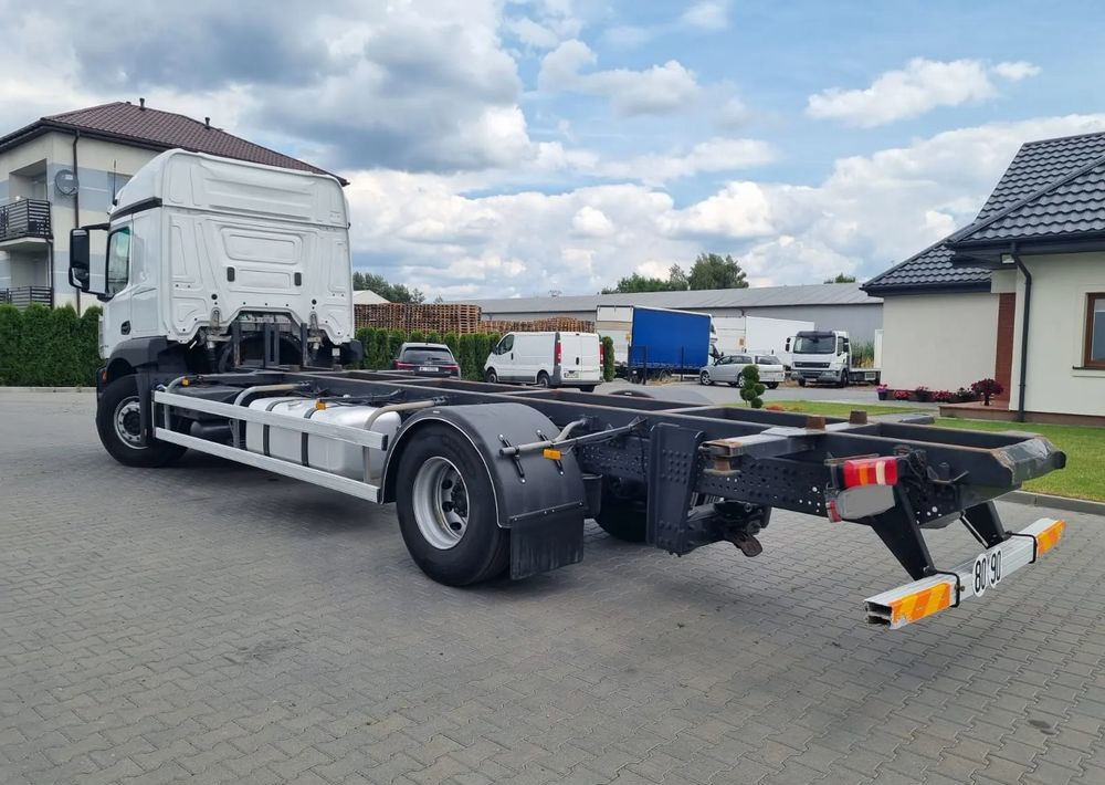 Mercedes-Benz Actros 1836 - Φορτηγό μουσαμάς: φωτογραφία 4 Mercedes-Benz Actros 1836 - Φορτηγό μουσαμάς: φωτογραφία 4