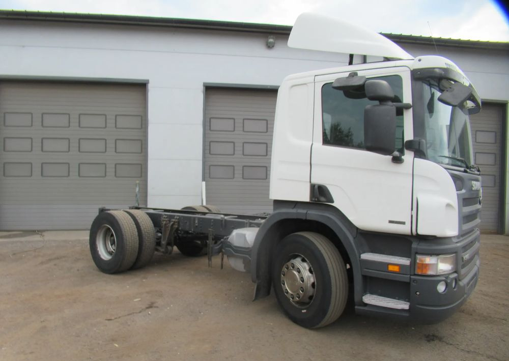 Scania P360 - Φορτηγό σασί: φωτογραφία 2 Scania P360 - Φορτηγό σασί: φωτογραφία 2