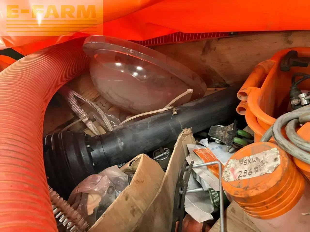 Amazone amazone avant 6m. - kg600/2 - Σπαρτική με σβάρνα: φωτογραφία 5 Amazone amazone avant 6m. - kg600/2 - Σπαρτική με σβάρνα: φωτογραφία 5