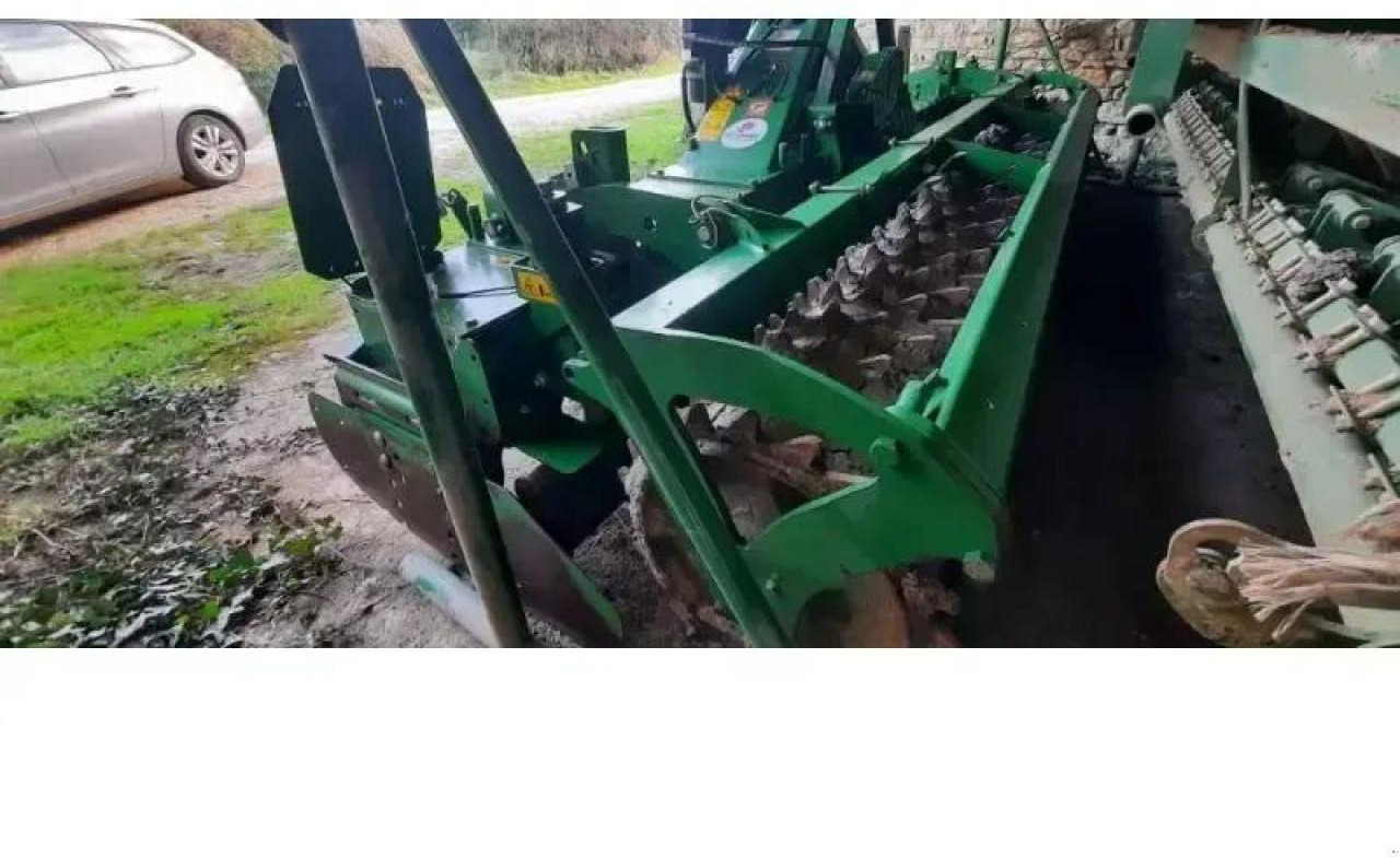 Amazone matrixem-cult400 - Σπαρτική με σβάρνα: φωτογραφία 5 Amazone matrixem-cult400 - Σπαρτική με σβάρνα: φωτογραφία 5