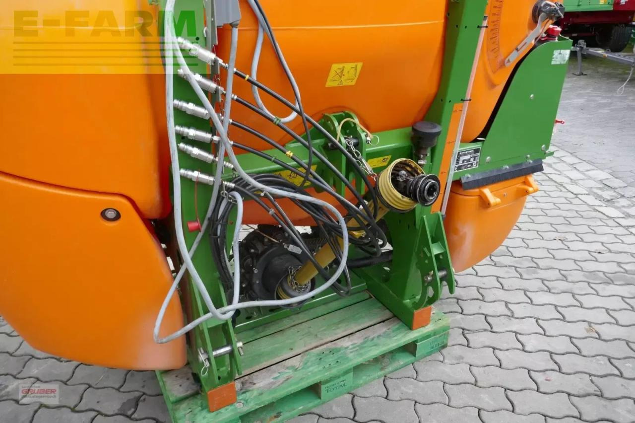 Amazone uf 1201 - Συρόμενο ψεκαστικό: φωτογραφία 3 Amazone uf 1201 - Συρόμενο ψεκαστικό: φωτογραφία 3