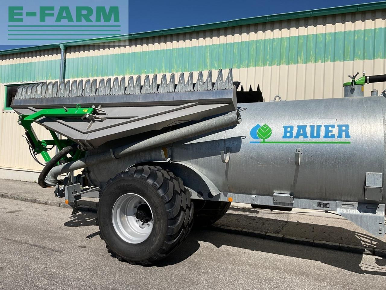 Bauer V 81 mit Schleppfix SFA 9 - Μηχανηματα λιπάσματα: φωτογραφία 2 Bauer V 81 mit Schleppfix SFA 9 - Μηχανηματα λιπάσματα: φωτογραφία 2