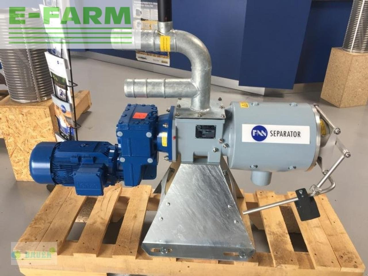 Bauer fan 1.1-300 - Μηχανηματα λιπάσματα: φωτογραφία 1 Bauer fan 1.1-300 - Μηχανηματα λιπάσματα: φωτογραφία 1