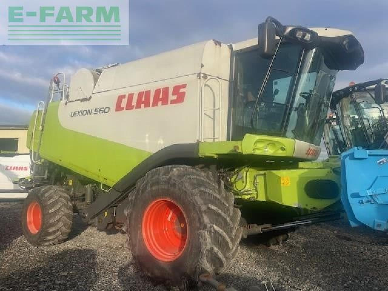 CLAAS LEXION 560 - Θεριζοαλωνιστική μηχανή: φωτογραφία 1 CLAAS LEXION 560 - Θεριζοαλωνιστική μηχανή: φωτογραφία 1