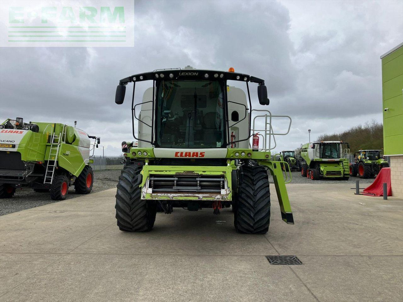 CLAAS LEXION 650 - Θεριζοαλωνιστική μηχανή: φωτογραφία 2 CLAAS LEXION 650 - Θεριζοαλωνιστική μηχανή: φωτογραφία 2