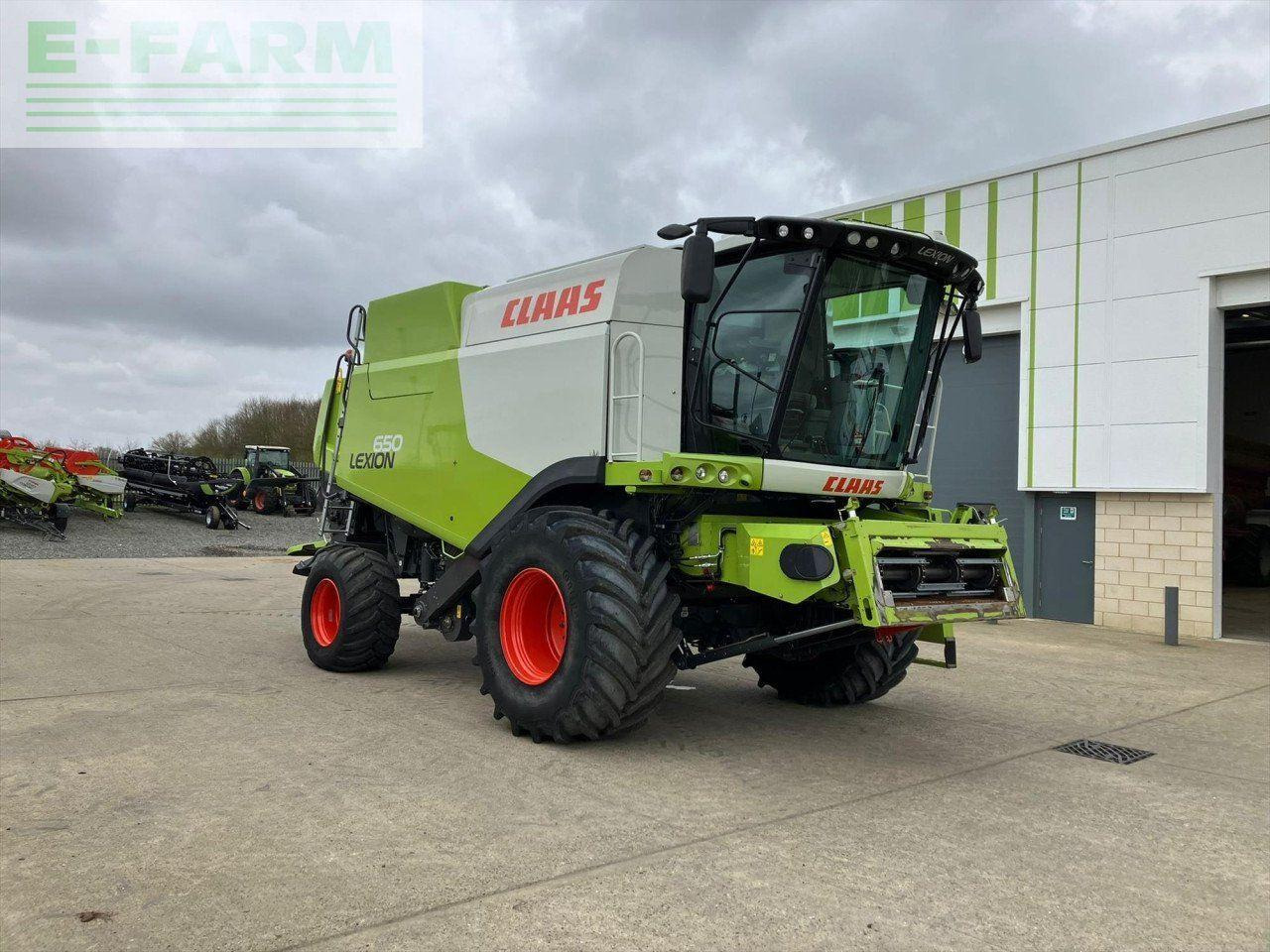 CLAAS LEXION 650 - Θεριζοαλωνιστική μηχανή: φωτογραφία 3 CLAAS LEXION 650 - Θεριζοαλωνιστική μηχανή: φωτογραφία 3