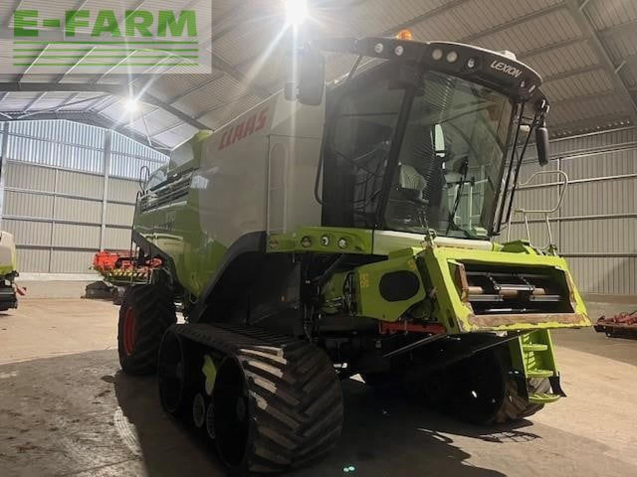 CLAAS LEXION 770 TT - Θεριζοαλωνιστική μηχανή: φωτογραφία 4 CLAAS LEXION 770 TT - Θεριζοαλωνιστική μηχανή: φωτογραφία 4