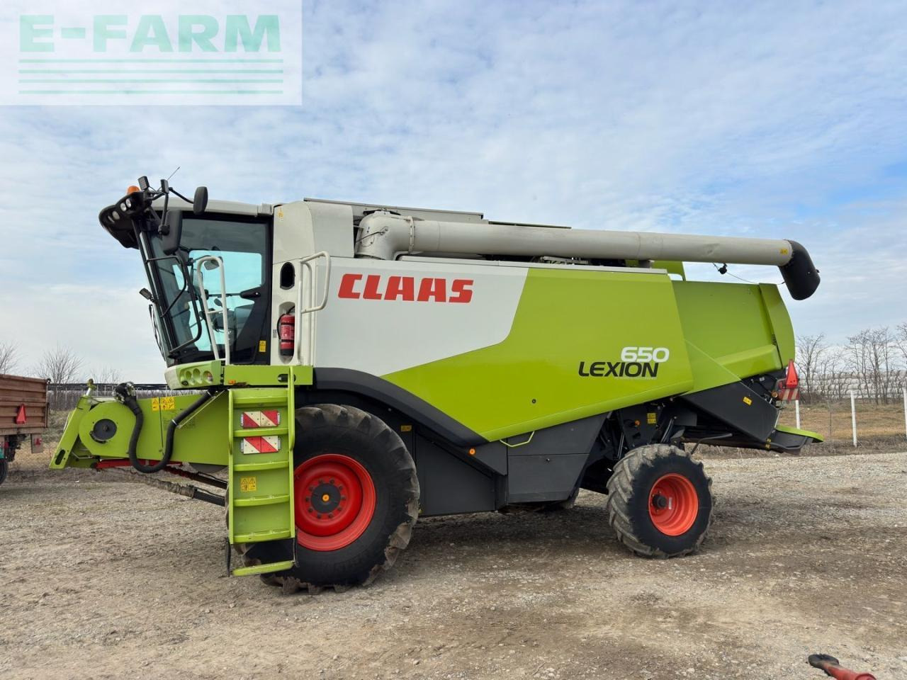 CLAAS Lexion 650 - Θεριζοαλωνιστική μηχανή: φωτογραφία 1 CLAAS Lexion 650 - Θεριζοαλωνιστική μηχανή: φωτογραφία 1