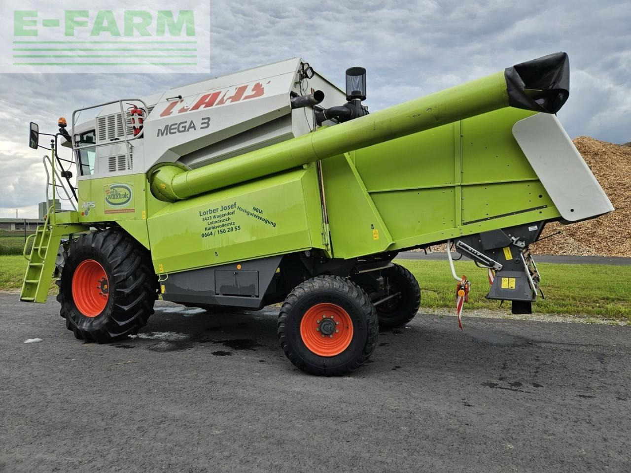 CLAAS Mega 370 - Θεριζοαλωνιστική μηχανή: φωτογραφία 2 CLAAS Mega 370 - Θεριζοαλωνιστική μηχανή: φωτογραφία 2