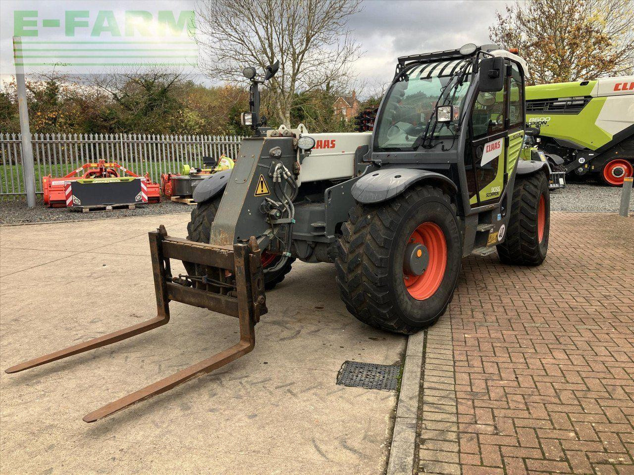 CLAAS SCORPION 9055 - Τηλεσκοπικός φορτωτής: φωτογραφία 3 CLAAS SCORPION 9055 - Τηλεσκοπικός φορτωτής: φωτογραφία 3