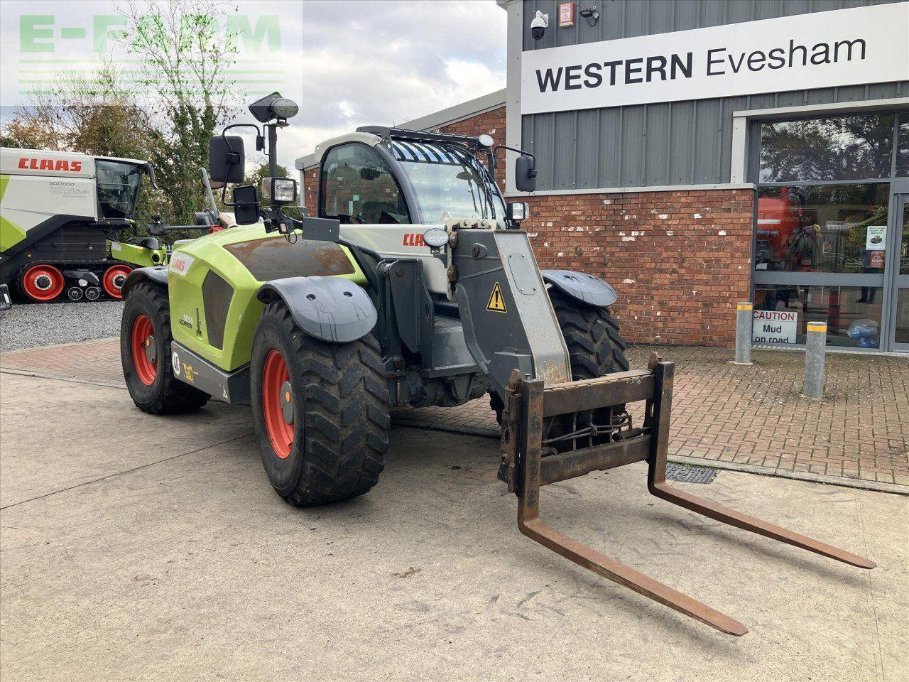 CLAAS SCORPION 9055 - Τηλεσκοπικός φορτωτής: φωτογραφία 4 CLAAS SCORPION 9055 - Τηλεσκοπικός φορτωτής: φωτογραφία 4