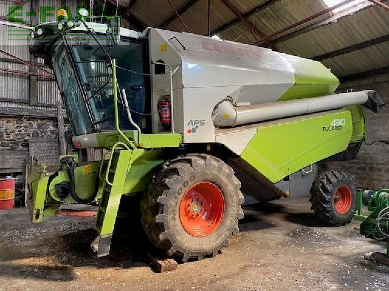 CLAAS TUCANO 430 - Θεριζοαλωνιστική μηχανή: φωτογραφία 5 CLAAS TUCANO 430 - Θεριζοαλωνιστική μηχανή: φωτογραφία 5