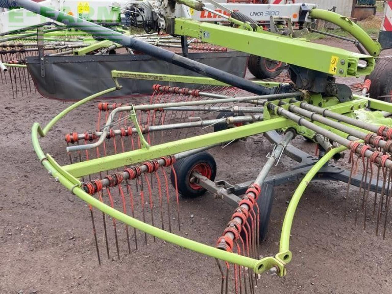 CLAAS USED LINER 3100 - Χορτοσυλλέκτης: φωτογραφία 2 CLAAS USED LINER 3100 - Χορτοσυλλέκτης: φωτογραφία 2