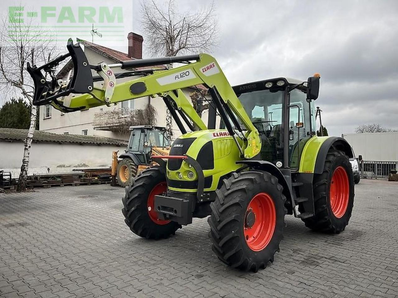CLAAS ares 617 atz + claas fl120 ATZ - Τρακτέρ: φωτογραφία 1 CLAAS ares 617 atz + claas fl120 ATZ - Τρακτέρ: φωτογραφία 1