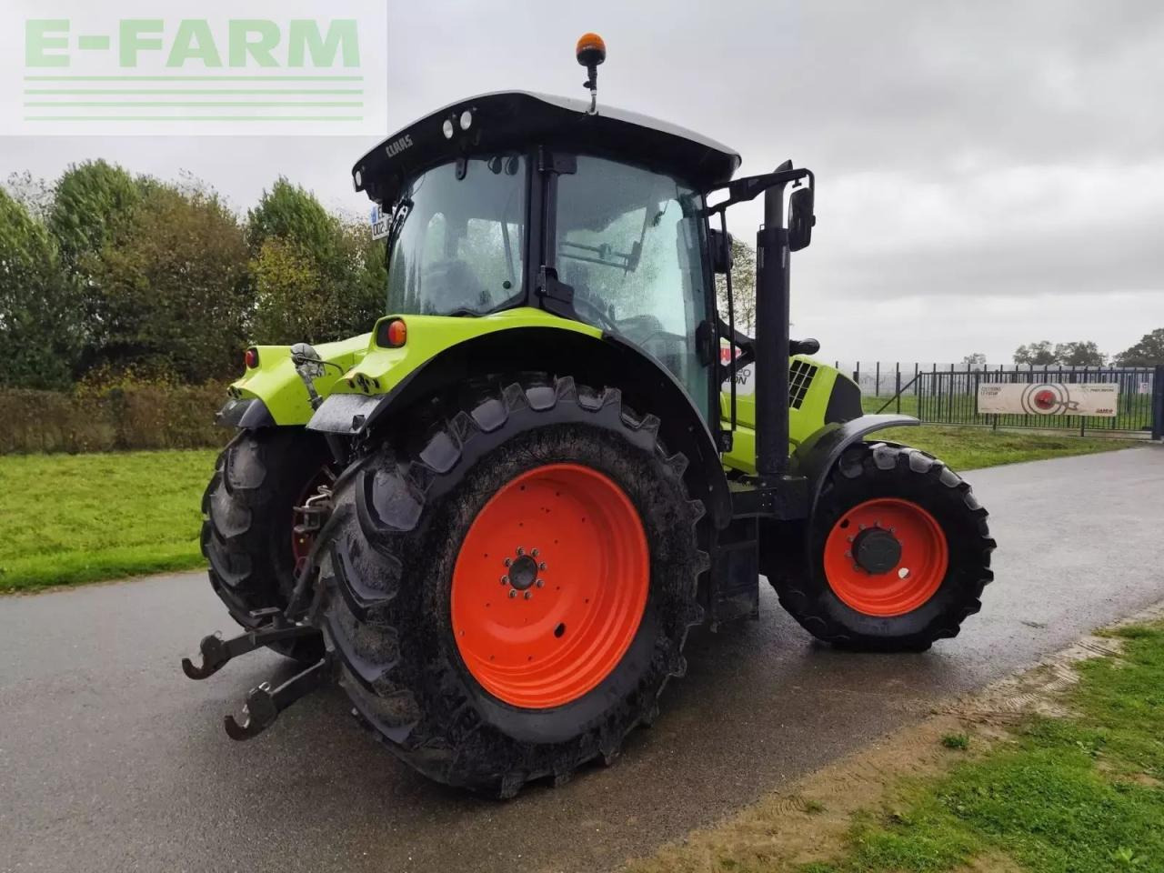 CLAAS arion 620 - Τρακτέρ: φωτογραφία 3 CLAAS arion 620 - Τρακτέρ: φωτογραφία 3