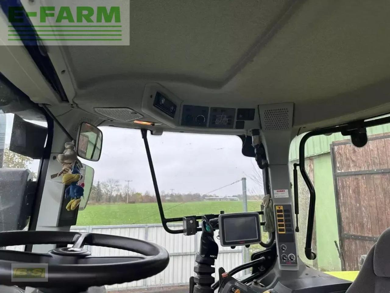 CLAAS arion 620 - Τρακτέρ: φωτογραφία 4 CLAAS arion 620 - Τρακτέρ: φωτογραφία 4
