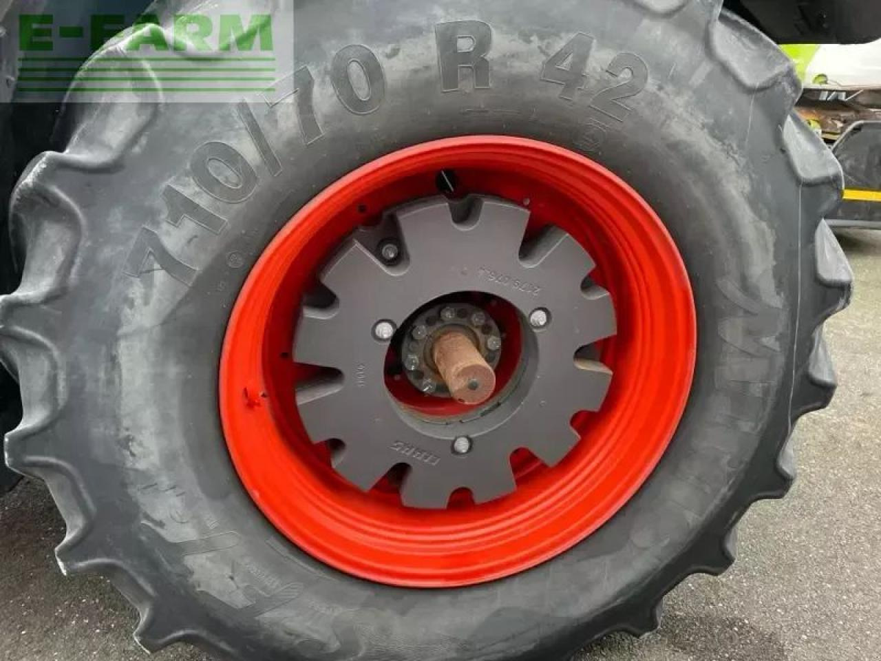 CLAAS axion 870 - Τρακτέρ: φωτογραφία 2 CLAAS axion 870 - Τρακτέρ: φωτογραφία 2