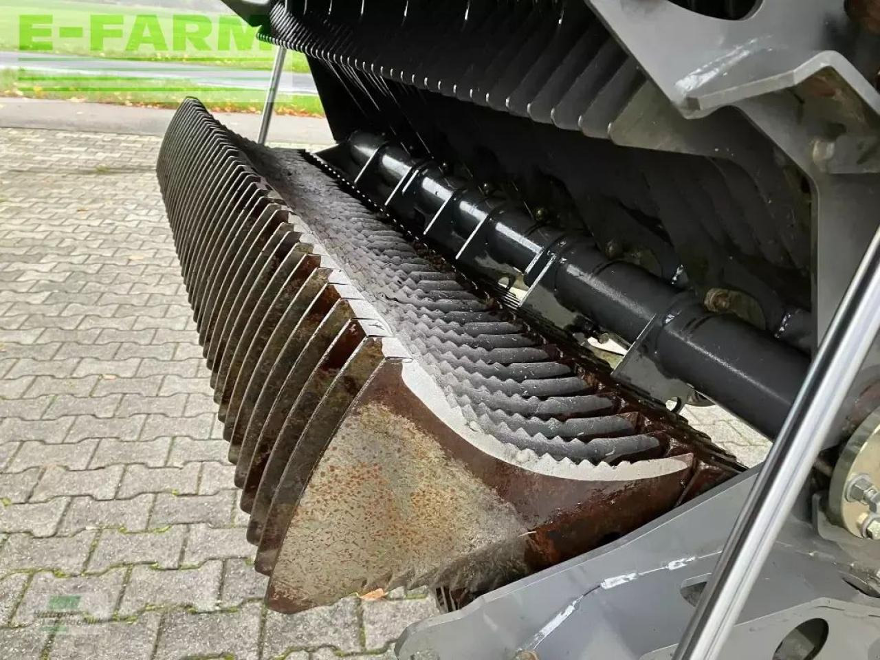 CLAAS cargos 8500 tridem - Βαγόνι ενσίρωσης: φωτογραφία 4 CLAAS cargos 8500 tridem - Βαγόνι ενσίρωσης: φωτογραφία 4