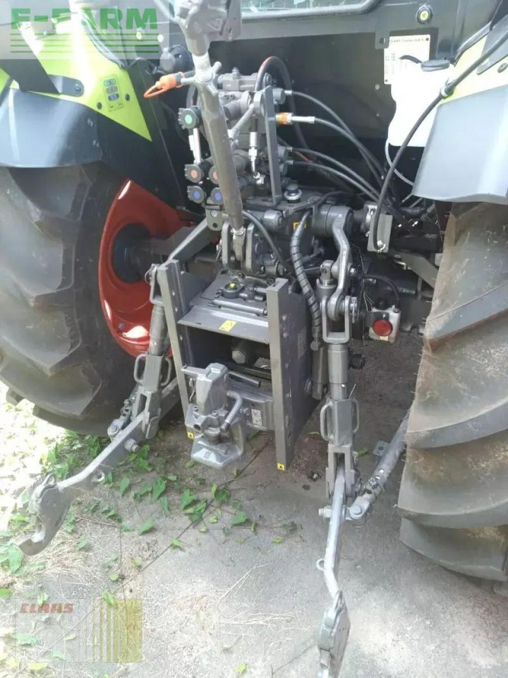 CLAAS elios 210 - Τρακτέρ: φωτογραφία 4 CLAAS elios 210 - Τρακτέρ: φωτογραφία 4