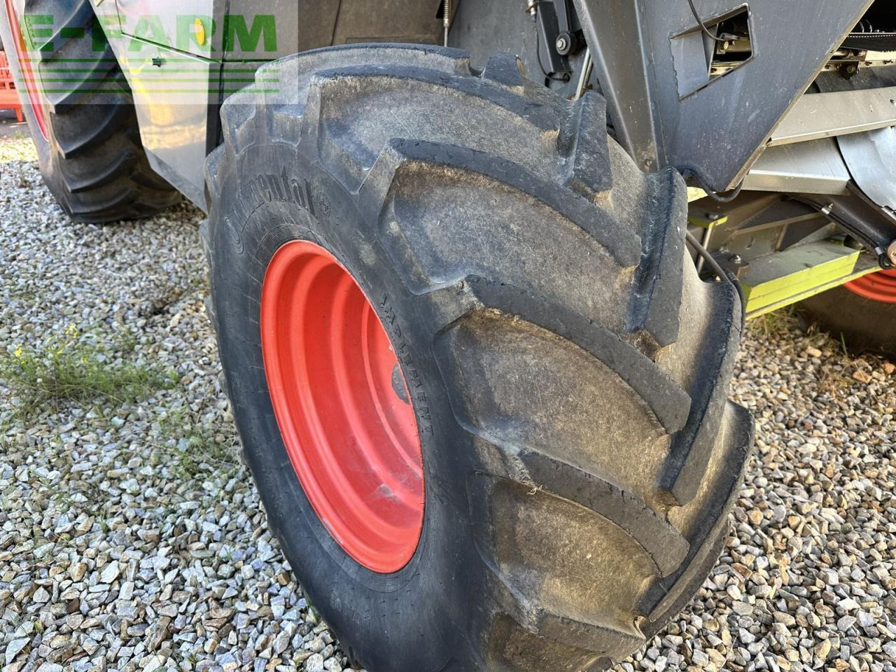 CLAAS lexion 520 - Θεριζοαλωνιστική μηχανή: φωτογραφία 5 CLAAS lexion 520 - Θεριζοαλωνιστική μηχανή: φωτογραφία 5