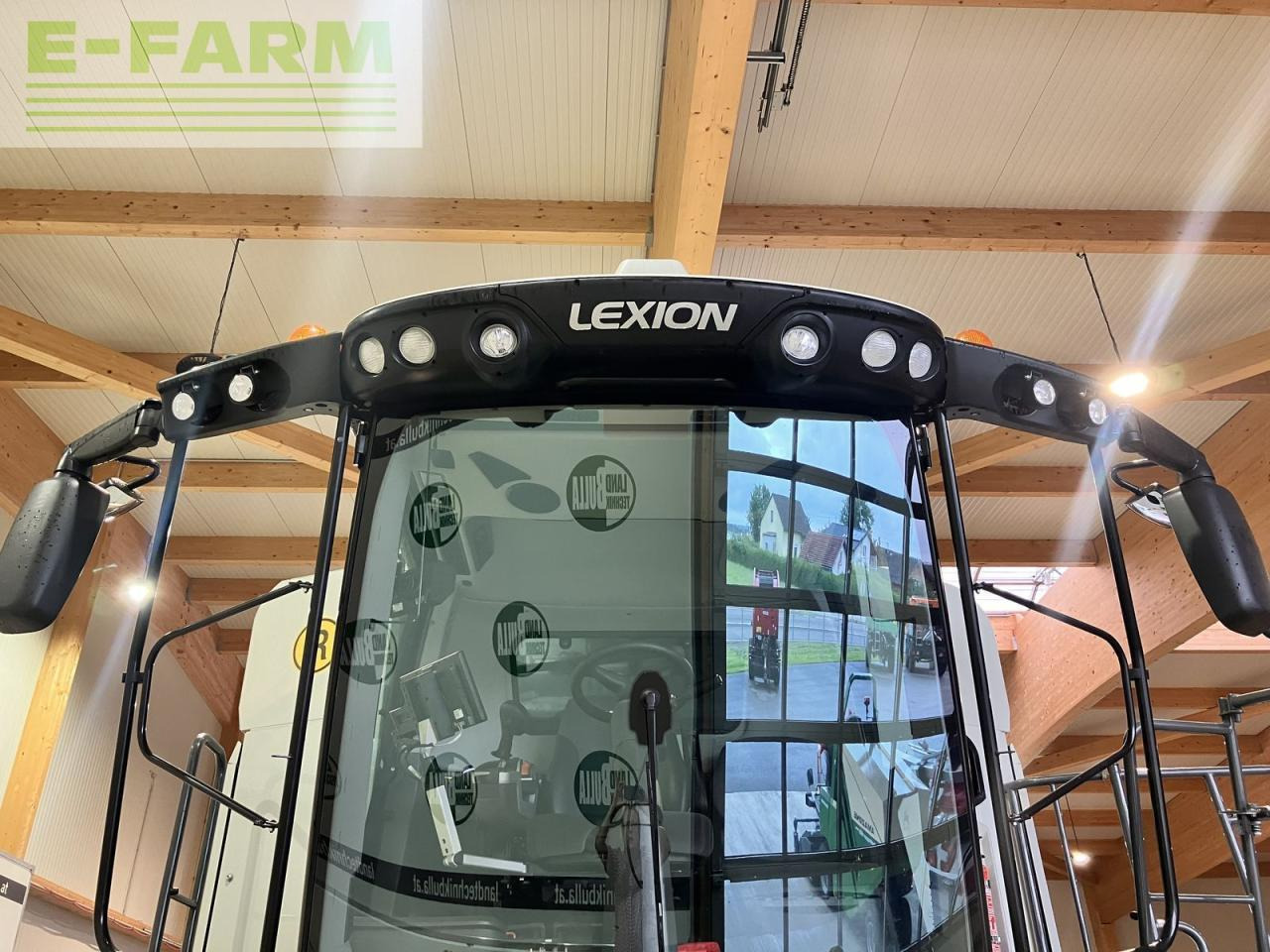 Θεριζοαλωνιστική μηχανή CLAAS lexion 5300: φωτογραφία 22
