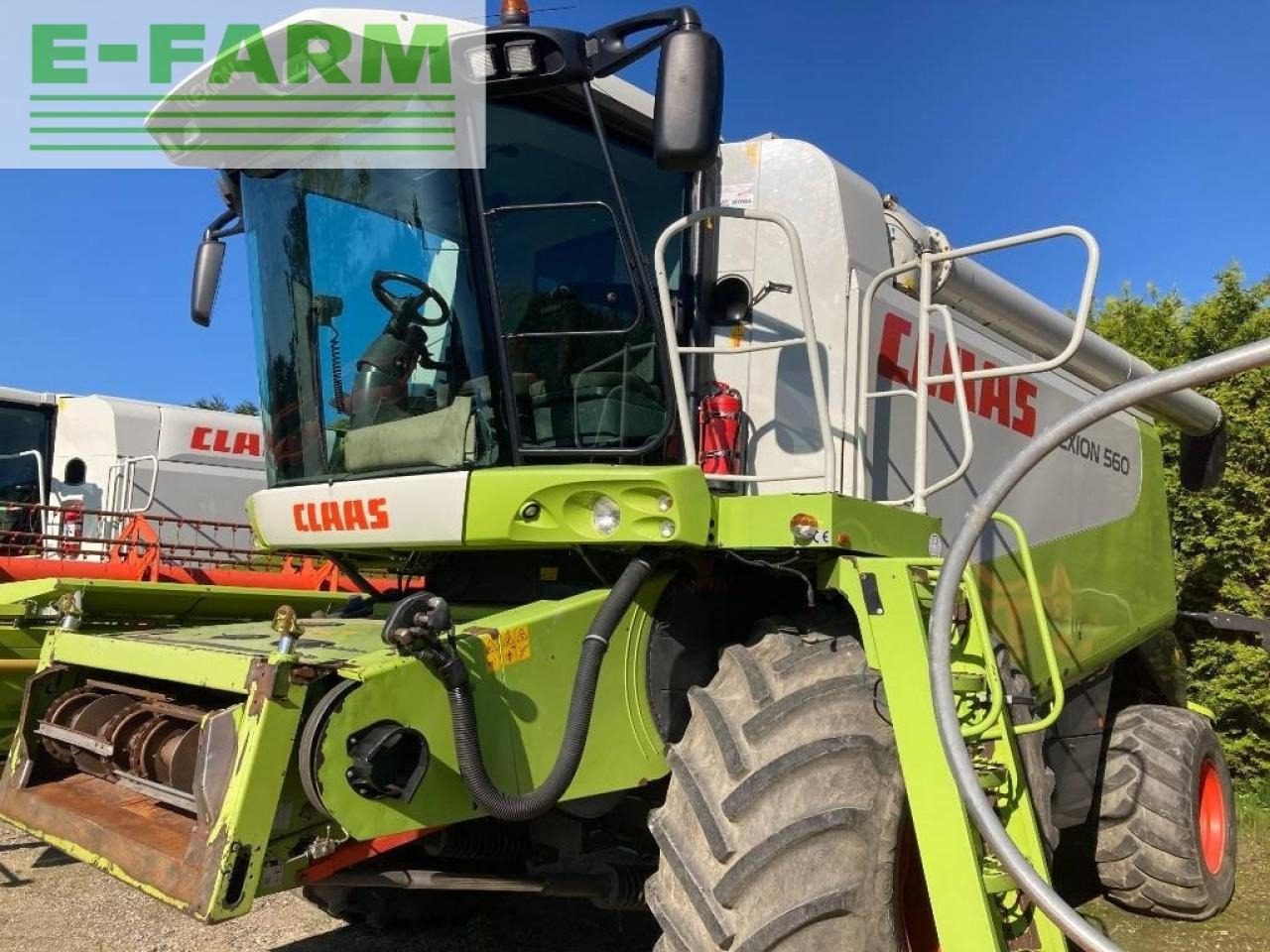CLAAS lexion 560 - Θεριζοαλωνιστική μηχανή: φωτογραφία 1 CLAAS lexion 560 - Θεριζοαλωνιστική μηχανή: φωτογραφία 1