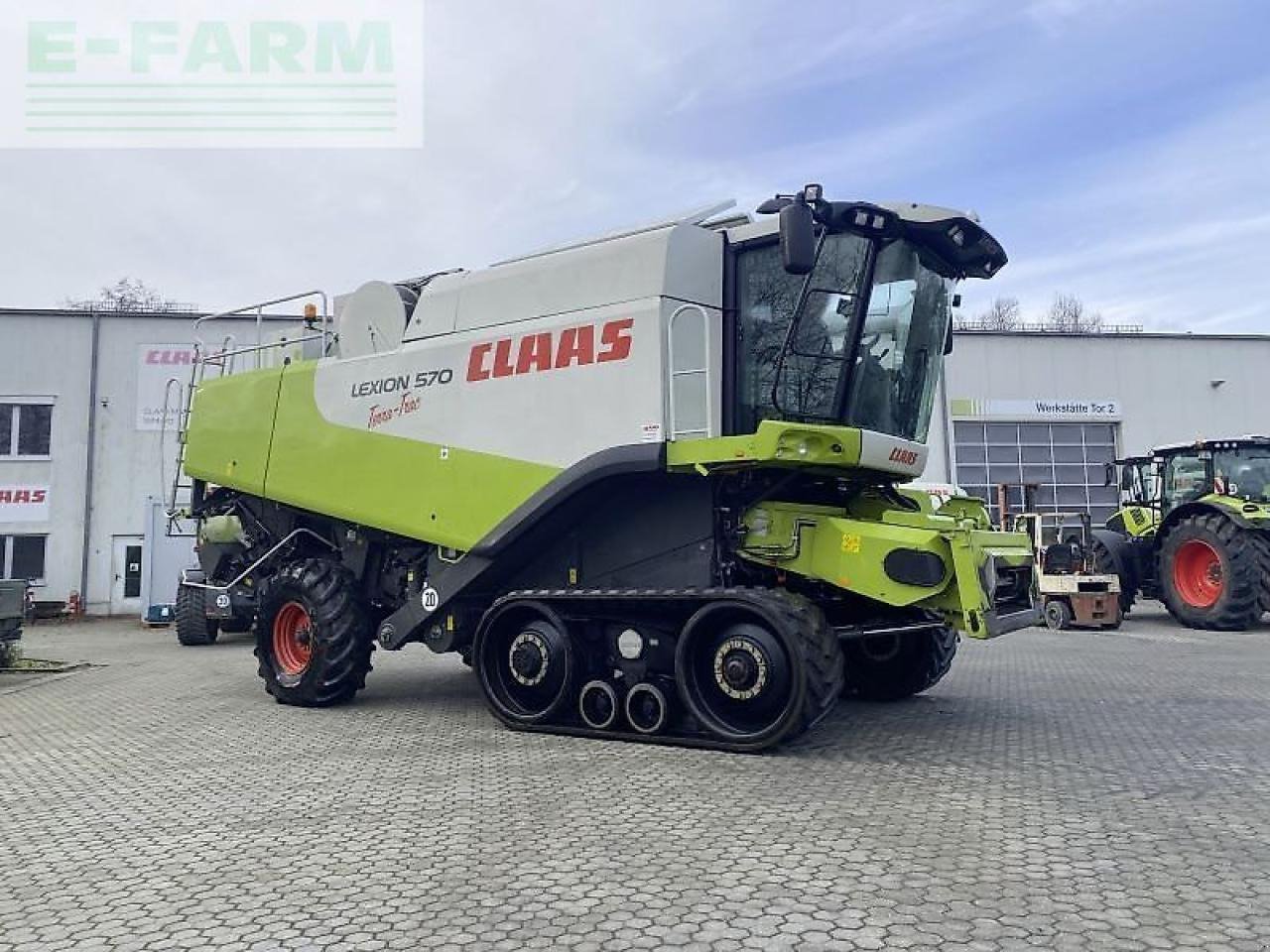 CLAAS lexion 570 tt mit v900+tw - Θεριζοαλωνιστική μηχανή: φωτογραφία 1 CLAAS lexion 570 tt mit v900+tw - Θεριζοαλωνιστική μηχανή: φωτογραφία 1