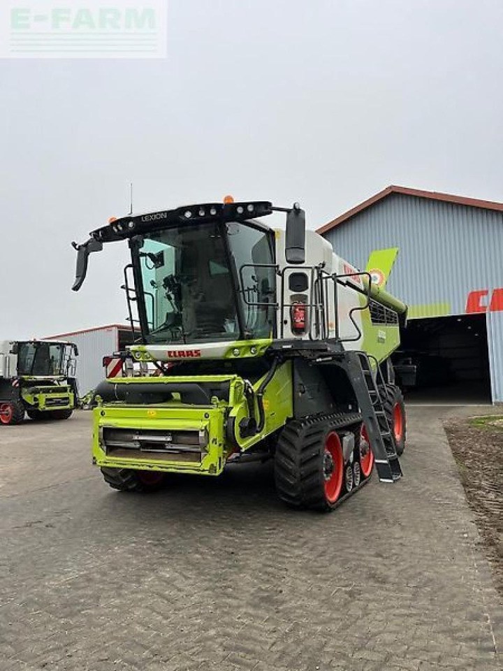 CLAAS lexion 8700 tt - Θεριζοαλωνιστική μηχανή: φωτογραφία 1 CLAAS lexion 8700 tt - Θεριζοαλωνιστική μηχανή: φωτογραφία 1