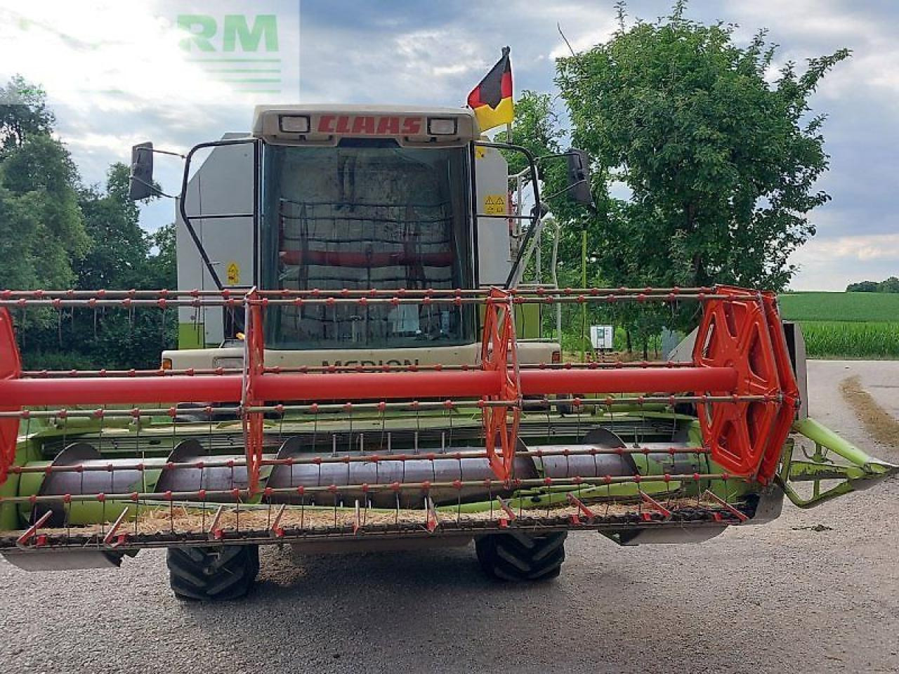 CLAAS medion 310 - Θεριζοαλωνιστική μηχανή: φωτογραφία 4 CLAAS medion 310 - Θεριζοαλωνιστική μηχανή: φωτογραφία 4