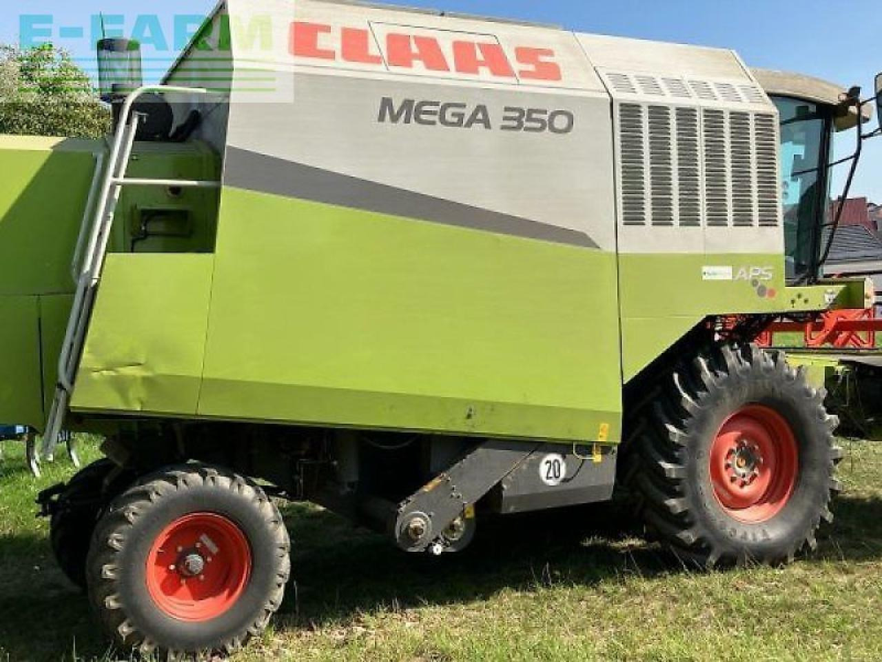 CLAAS mega 350 - Θεριζοαλωνιστική μηχανή: φωτογραφία 2 CLAAS mega 350 - Θεριζοαλωνιστική μηχανή: φωτογραφία 2