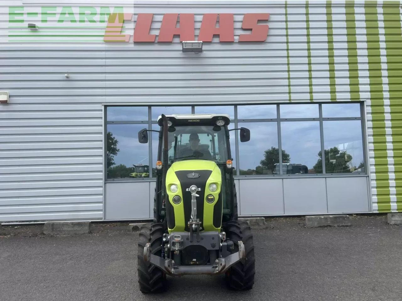 CLAAS nexos 230 vl VL - Τρακτέρ: φωτογραφία 2 CLAAS nexos 230 vl VL - Τρακτέρ: φωτογραφία 2