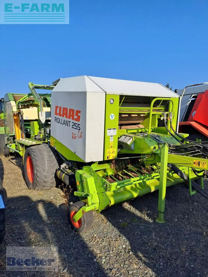 CLAAS rollant 255 rc uniwrap - Χορτοδετική μηχανή τετράγωνες μπάλες: φωτογραφία 1 CLAAS rollant 255 rc uniwrap - Χορτοδετική μηχανή τετράγωνες μπάλες: φωτογραφία 1