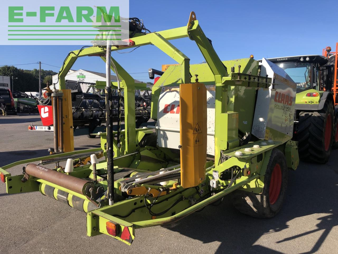 CLAAS rollant 255 rc uniwrap - Χορτοδετική μηχανή τετράγωνες μπάλες: φωτογραφία 5 CLAAS rollant 255 rc uniwrap - Χορτοδετική μηχανή τετράγωνες μπάλες: φωτογραφία 5
