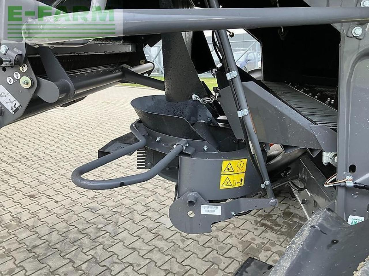 Θεριζοαλωνιστική μηχανή CLAAS trion 650: φωτογραφία 12