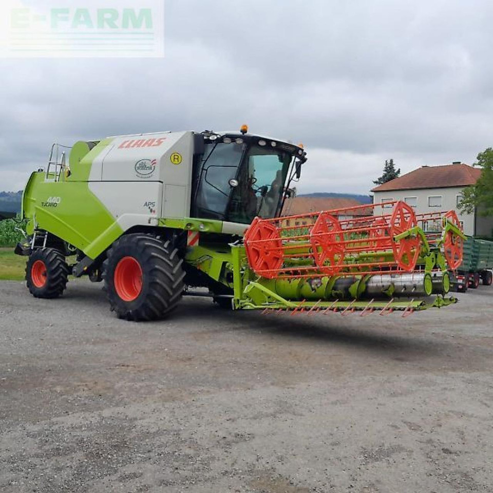 CLAAS tucano 440 - Θεριζοαλωνιστική μηχανή: φωτογραφία 3 CLAAS tucano 440 - Θεριζοαλωνιστική μηχανή: φωτογραφία 3