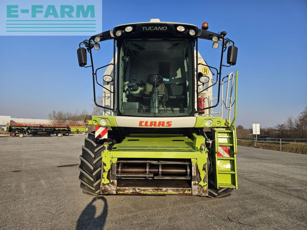 CLAAS tucano 450 - Θεριζοαλωνιστική μηχανή: φωτογραφία 2 CLAAS tucano 450 - Θεριζοαλωνιστική μηχανή: φωτογραφία 2