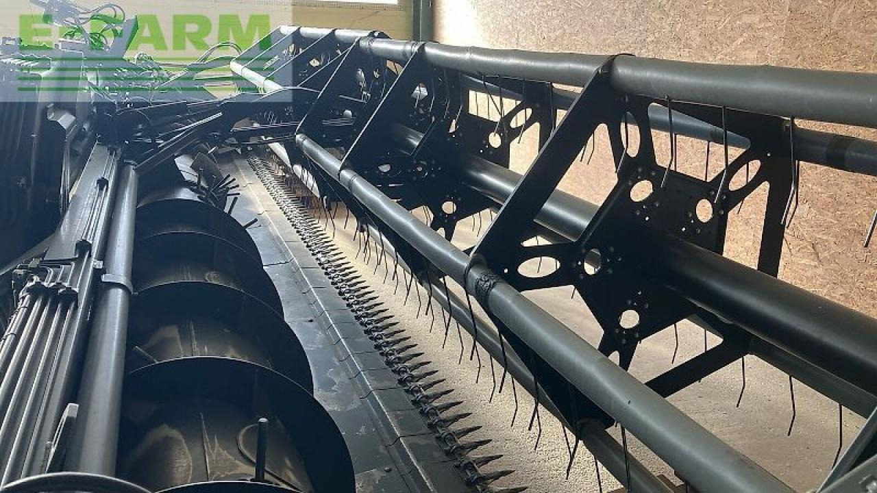 Θεριζοαλωνιστική μηχανή CLAAS tucano 560 montana: φωτογραφία 15 Θεριζοαλωνιστική μηχανή CLAAS tucano 560 montana: φωτογραφία 15