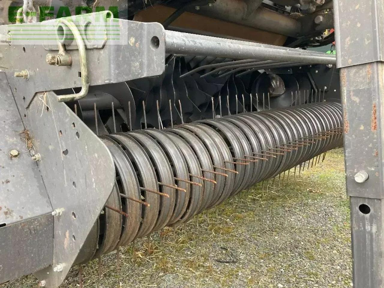 CLAAS variant 360 rf - Χορτοδετική μηχανή τετράγωνες μπάλες: φωτογραφία 3 CLAAS variant 360 rf - Χορτοδετική μηχανή τετράγωνες μπάλες: φωτογραφία 3