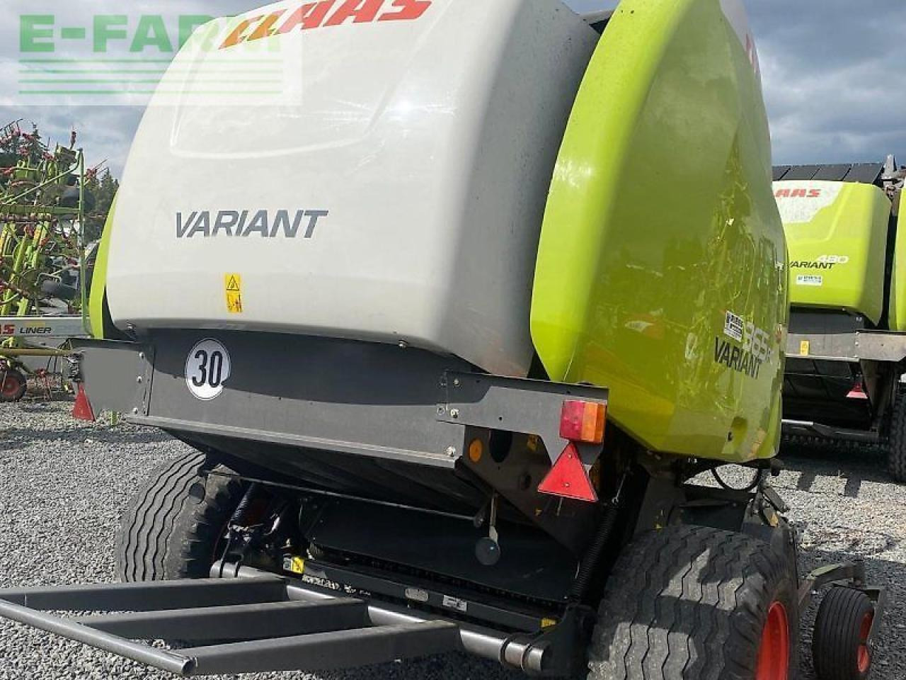 CLAAS variant 365 rc - Χορτοδετική μηχανή τετράγωνες μπάλες: φωτογραφία 5 CLAAS variant 365 rc - Χορτοδετική μηχανή τετράγωνες μπάλες: φωτογραφία 5