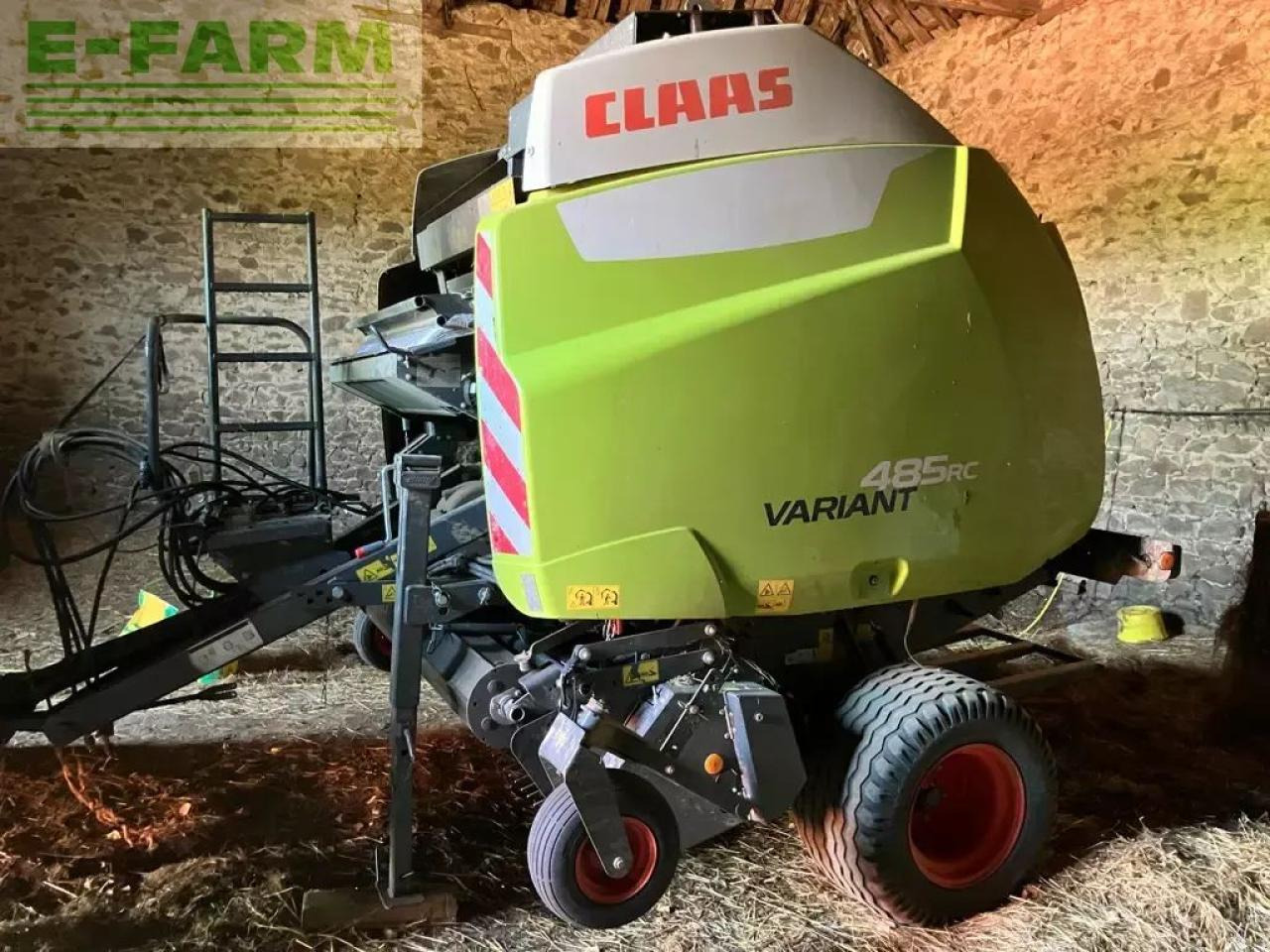 CLAAS variant 485 rc - Χορτοδετική μηχανή τετράγωνες μπάλες: φωτογραφία 1 CLAAS variant 485 rc - Χορτοδετική μηχανή τετράγωνες μπάλες: φωτογραφία 1