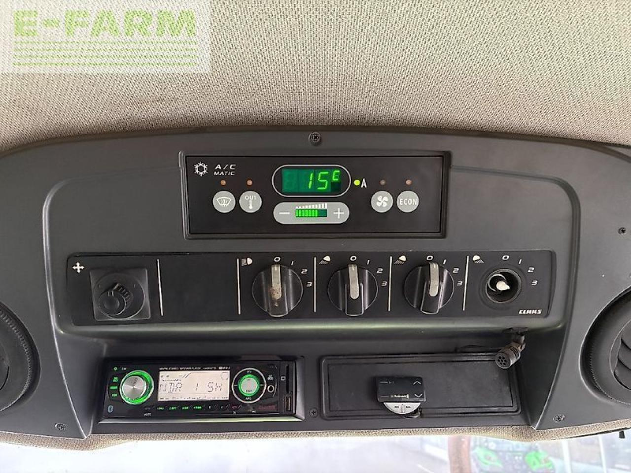 CLAAS xerion 3300 trac TRAC - Τρακτέρ: φωτογραφία 4 CLAAS xerion 3300 trac TRAC - Τρακτέρ: φωτογραφία 4