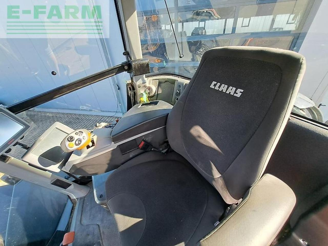 CLAAS xerion 4000 trac vc TRAC VC - Τρακτέρ: φωτογραφία 4 CLAAS xerion 4000 trac vc TRAC VC - Τρακτέρ: φωτογραφία 4
