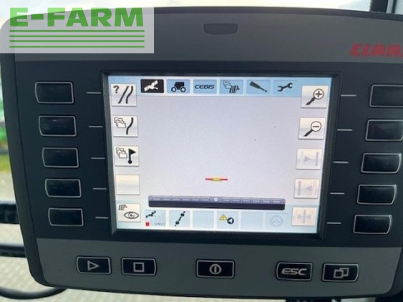 CLAAS xerion 4000 trac vc TRAC VC - Τρακτέρ: φωτογραφία 4 CLAAS xerion 4000 trac vc TRAC VC - Τρακτέρ: φωτογραφία 4