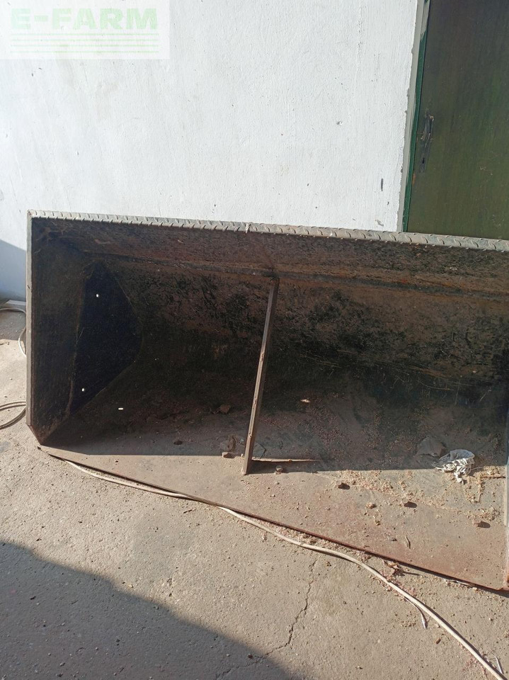 Case-IH Farmall A 110 - Τρακτέρ: φωτογραφία 3 Case-IH Farmall A 110 - Τρακτέρ: φωτογραφία 3