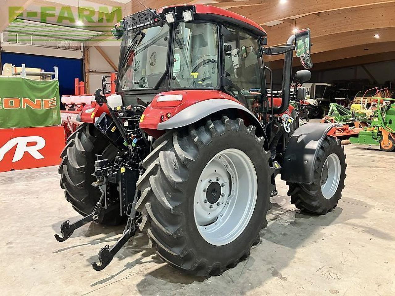 Case-IH farmall 100 c - Τρακτέρ: φωτογραφία 3 Case-IH farmall 100 c - Τρακτέρ: φωτογραφία 3
